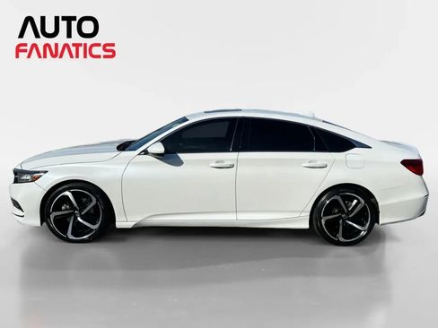Used 2020 Honda Accord Sport image 2