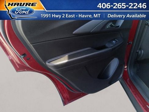 Used 2025 Chevrolet TrailBlazer LT AWD/4WD image 11