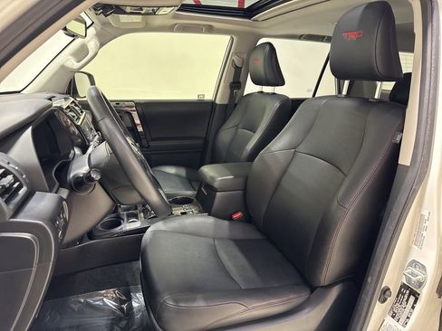 Used 2020 Toyota 4Runner TRD Off-Road Premium w/ Moonroof Package image 9