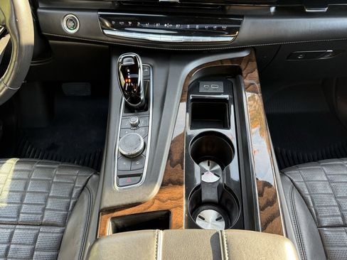 Used 2021 Cadillac Escalade ESV Sport Platinum w/ Heavy-Duty Trailer Package image 22