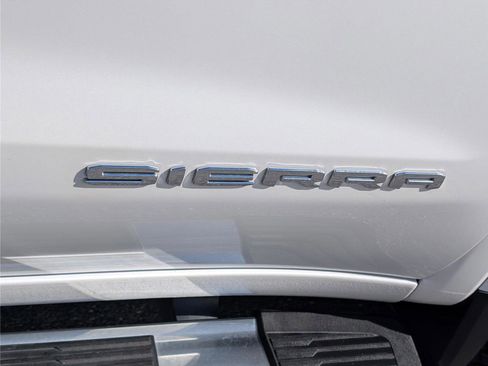 Used 2024 GMC Sierra 1500 SLT w/ SLT Premium Plus Package image 9