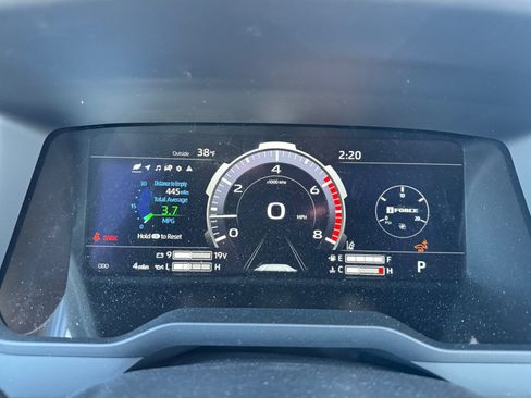 New 2026 Toyota Tundra Platinum AWD/4WD image 32