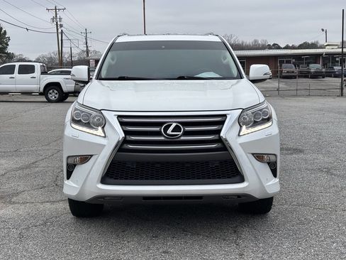 Used 2019 Lexus GX 460 Premium image 3