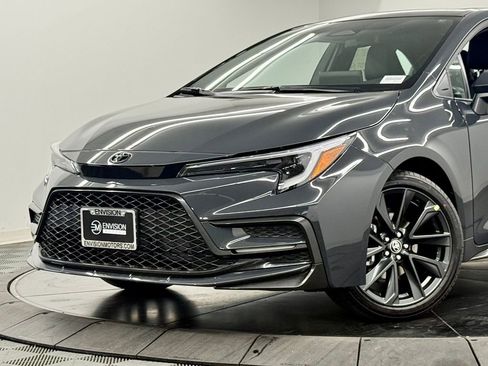 New 2026 Toyota Corolla XSE image 3