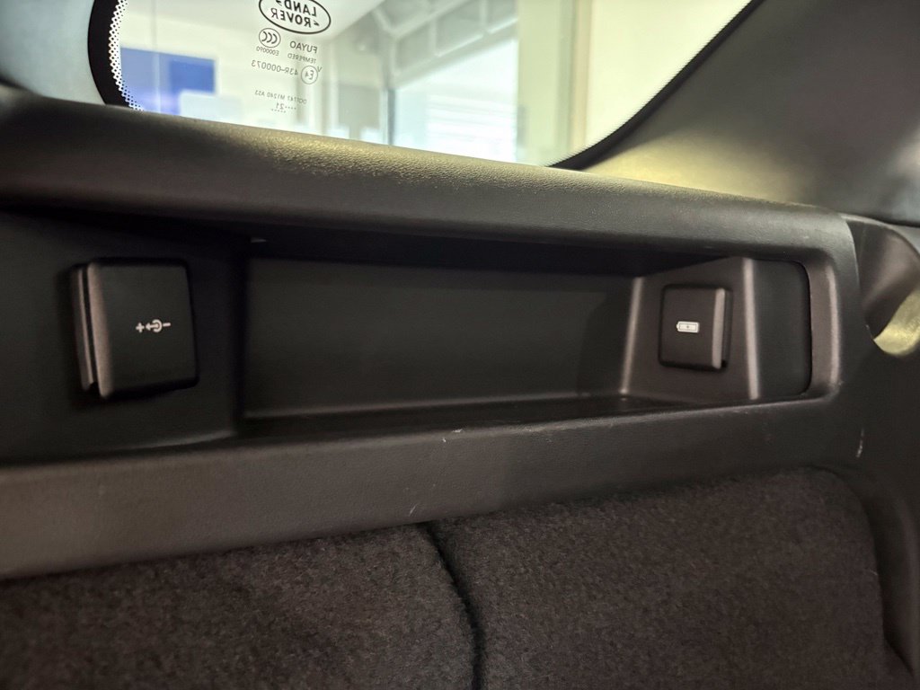 Used 2021 Land Rover Discovery Sport S R-Dynamic AWD/4WD image 20