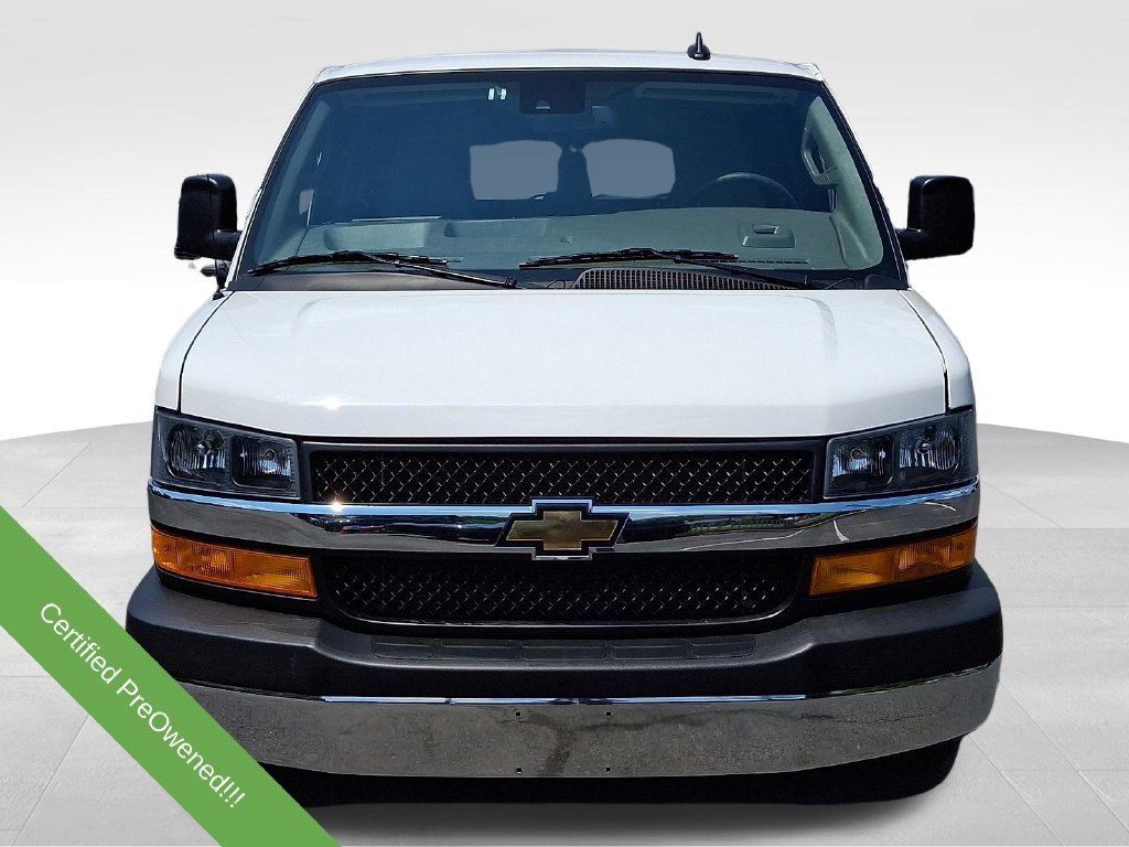 Used 2025 Chevrolet Express 3500 LT w/ LT Preferred Equipment Group RWD image 2