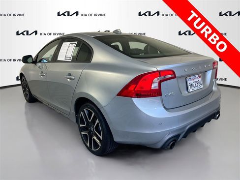 Used 2018 Volvo S60 T5 Dynamic w/ Vision Package image 5