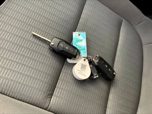 Used 2022 Ford Escape S image 12