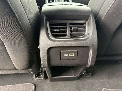 Used 2021 Chevrolet Blazer LT FWD image 23