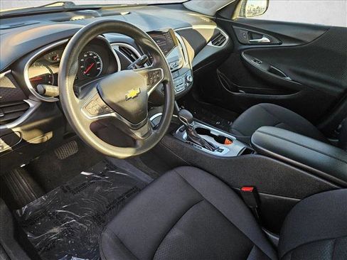 Used 2024 Chevrolet Malibu LT FWD image 10