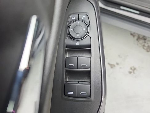 Used 2025 Chevrolet Trax ACTIV FWD image 15