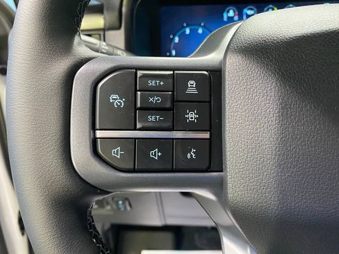 New 2025 Ford F150 Lariat w/ Equipment Group 502A High image 17