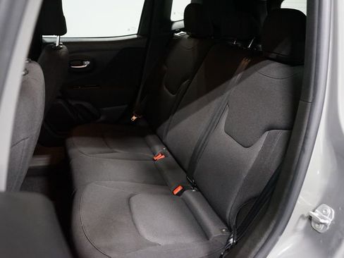 Used 2020 Jeep Renegade Sport w/ Sport Appearance Group image 27