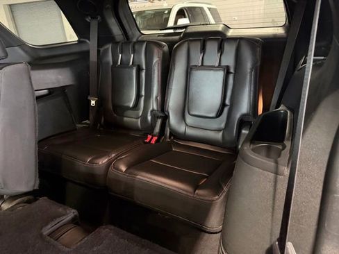 Used 2019 Ford Explorer Sport AWD/4WD image 17