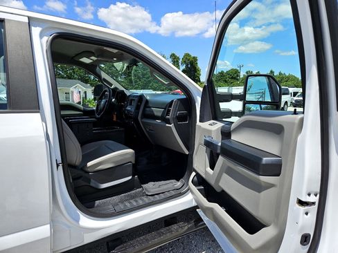 Used 2017 Ford F350 XL image 30