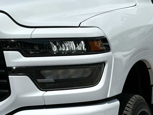 New 2026 RAM 2500 Tradesman AWD/4WD image 16