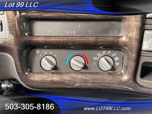Used 2009 GMC TopKick C4500 2WD Crew Cab image 39