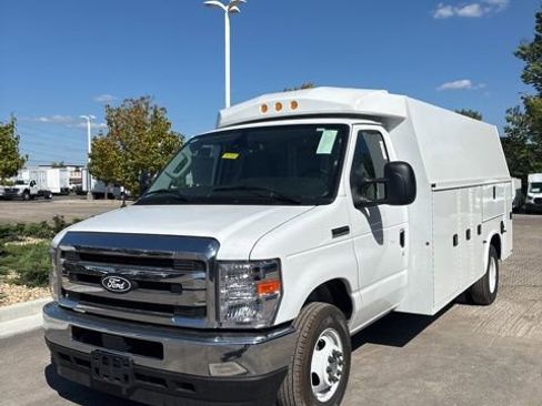 New 2026 Ford E-350 and Econoline 350 Super Duty w/ Power Equipment Group image 2