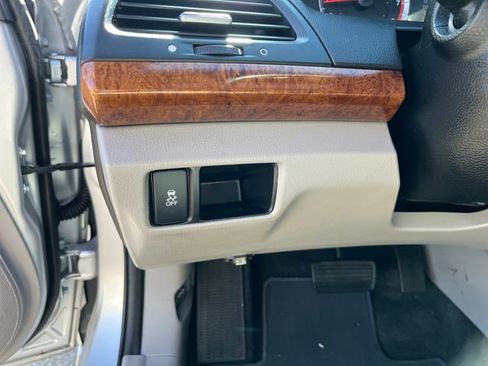 Used 2012 Honda Accord EX-L image 23