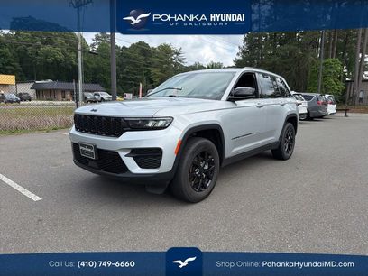 Used 2025 Jeep Grand Cherokee Altitude