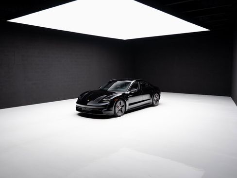 Used 2022 Porsche Taycan 4S image 77