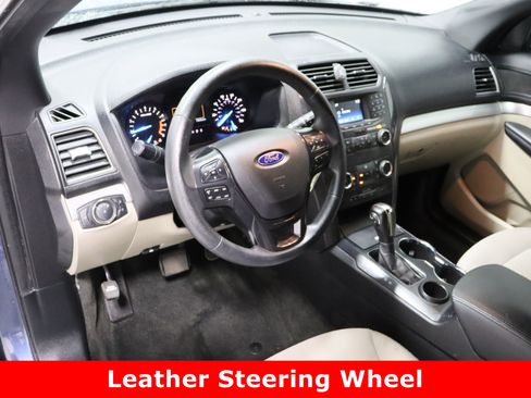 Used 2018 Ford Explorer FWD image 13