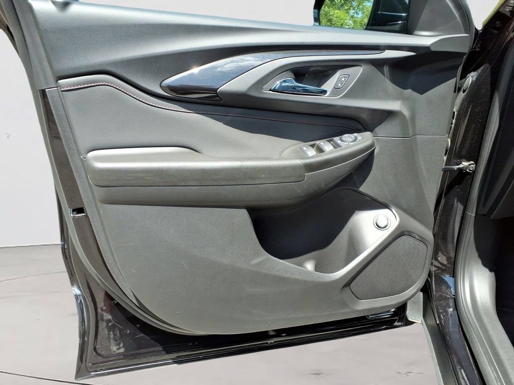 Certified 2021 Chevrolet TrailBlazer RS w/ Sun and Liftgate Package FWD image 19