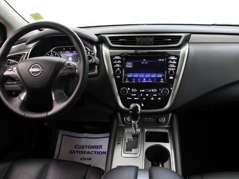 Certified 2024 Nissan Murano SV FWD image 9