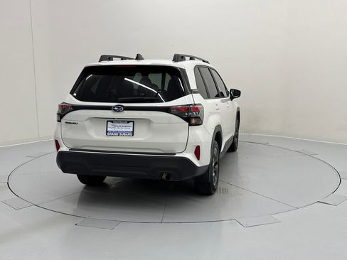 Used 2026 Subaru Forester Premium AWD/4WD image 5