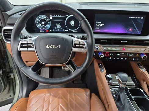 Certified 2024 Kia Telluride SX Prestige X-Line AWD/4WD image 14
