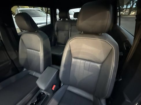 Used 2023 Volkswagen Tiguan SE R-Line AWD/4WD image 13