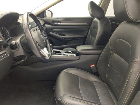 Used 2020 Nissan Altima 2.5 SL FWD image 17