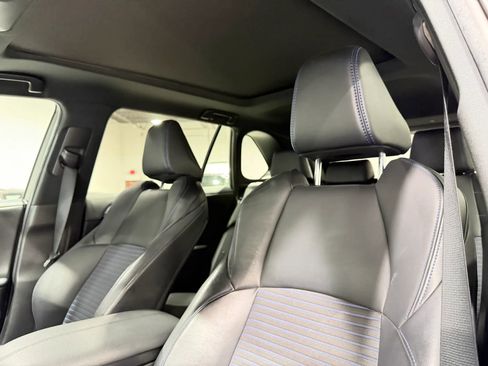 Used 2022 Toyota RAV4 XSE AWD/4WD image 4