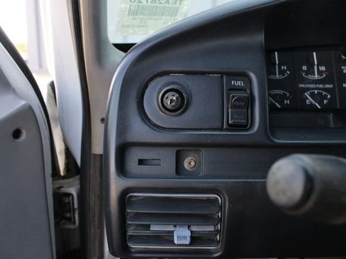 Used 1996 Ford F350 2WD SuperCab DRW image 8