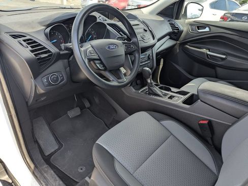 Used 2017 Ford Escape SE AWD/4WD image 22