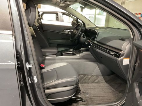 New 2026 Kia Sportage EX image 22