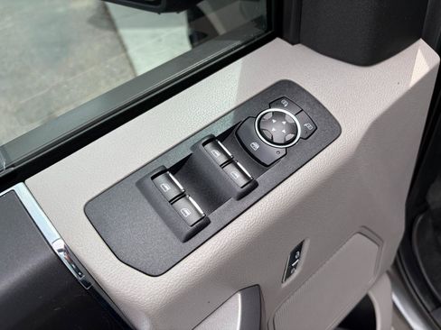 Used 2019 Ford F150 XLT w/ Equipment Group 301A Mid AWD/4WD image 10