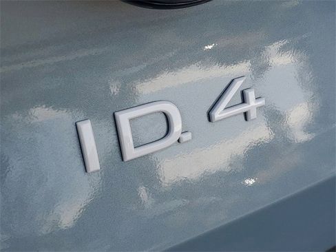 Used 2023 Volkswagen ID.4 Pro S image 6
