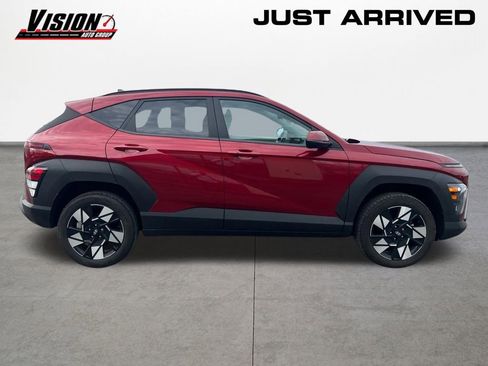 Certified 2024 Hyundai Kona SEL AWD/4WD image 4
