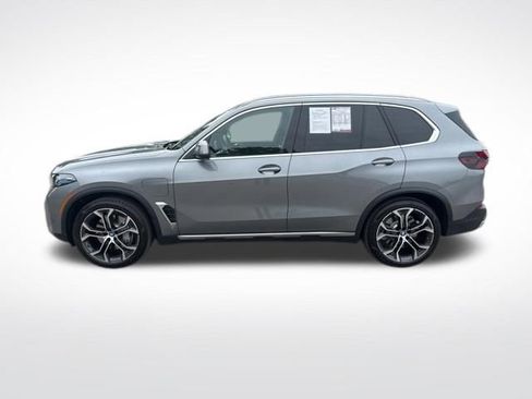 Used 2025 BMW X5 xDrive50e w/ Climate Comfort Package AWD/4WD image 2
