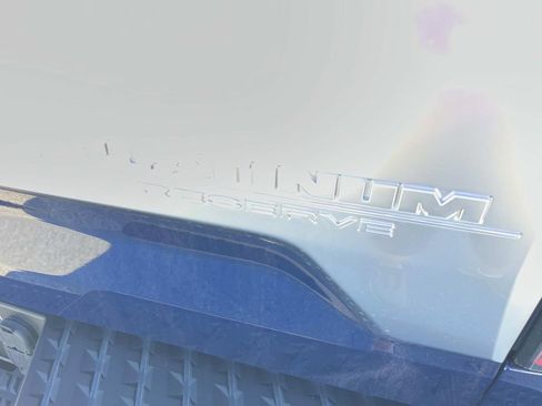 Used 2023 Nissan Titan Platinum Reserve w/ Moonroof Package image 19