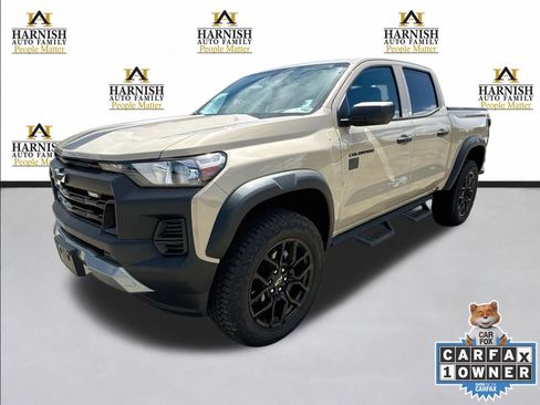 Used 2024 Chevrolet Colorado Trail Boss w/ LPO, Dark Essentials Package AWD/4WD image 1