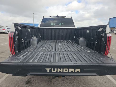 Used 2022 Toyota Tundra Limited AWD/4WD image 8