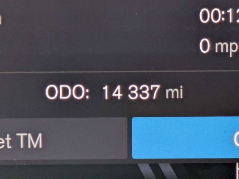 Certified 2023 Volvo XC60 B5 Ultimate w/ Protection Package Premier FWD image 40