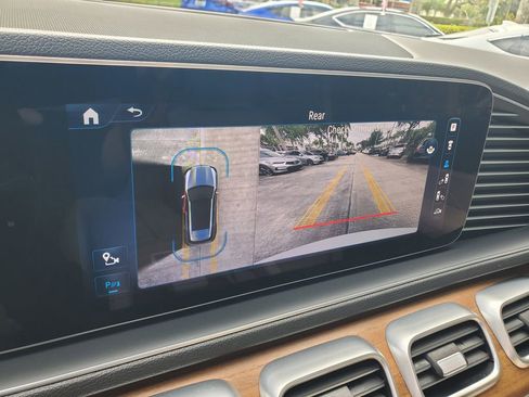 Used 2024 Mercedes-Benz GLE 450 4MATIC image 29