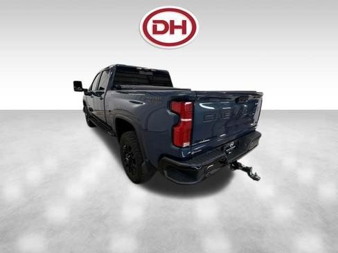Used 2025 Chevrolet Silverado 2500 LT w/ Trail Boss Package AWD/4WD image 10