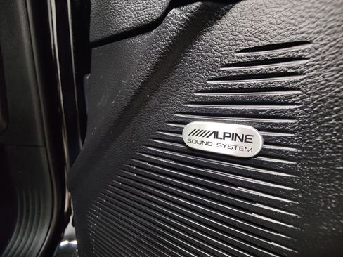 Used 2021 Dodge Challenger R/T Scat Pack image 10