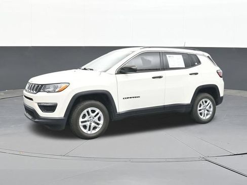 Used 2021 Jeep Compass Sport AWD/4WD image 7