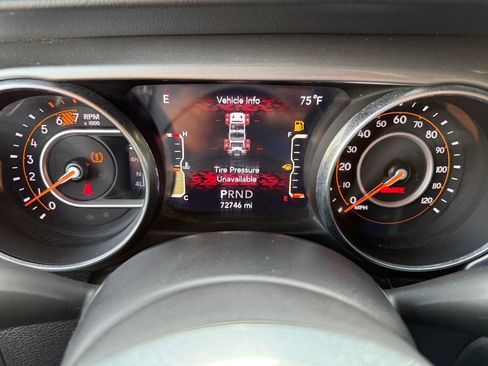 Used 2021 Jeep Wrangler Unlimited Sahara image 17