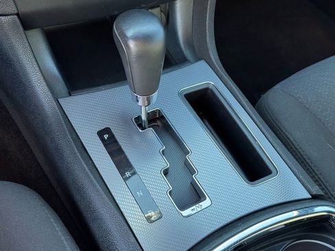 Used 2014 Dodge Charger SE w/ Connectivity Group image 28